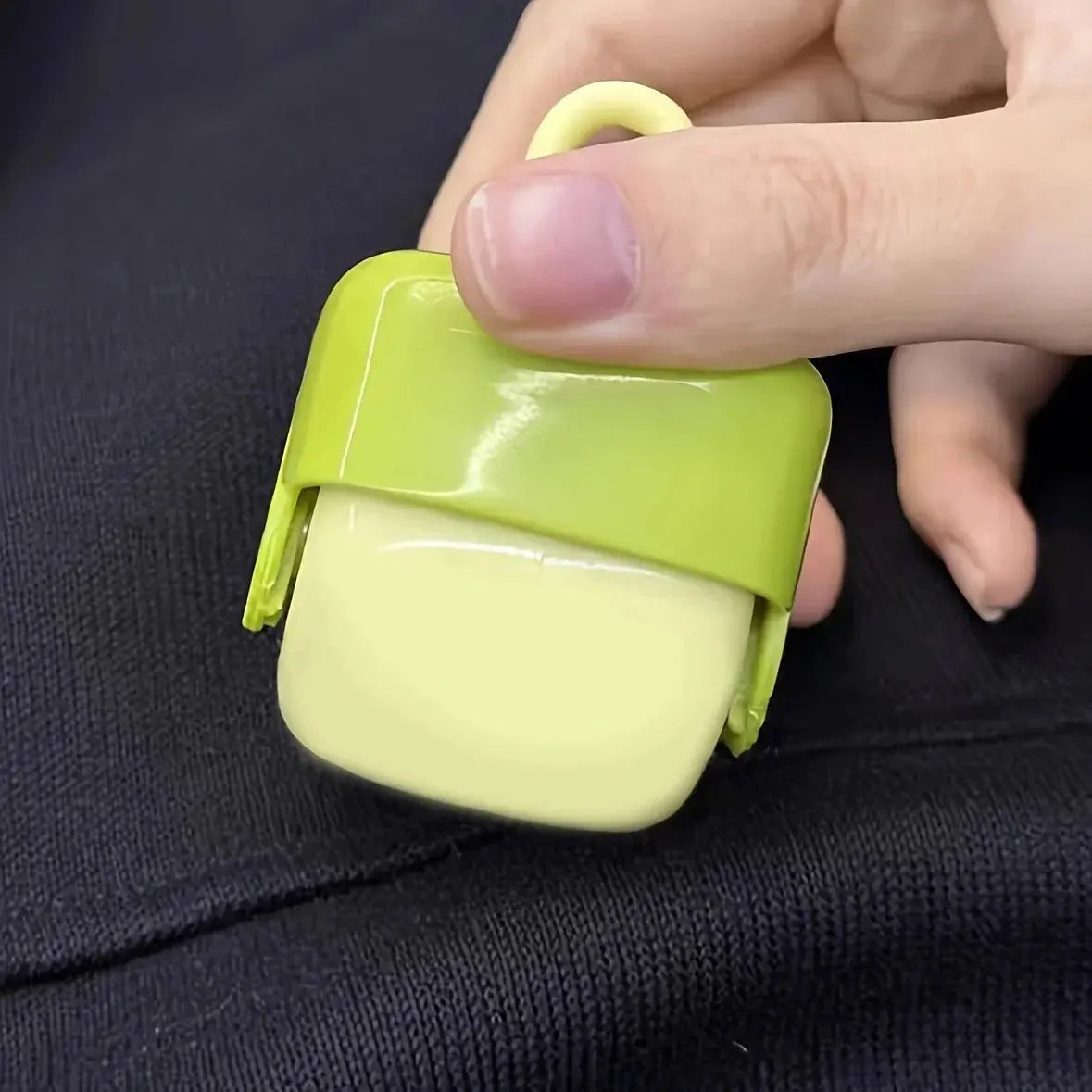 1pc Washable & Portable Lint Roller - Pet Hair Remover for Clothes, Sofas, Beds | Ideal for Cat Owners Furniture Cleaning Pawkit