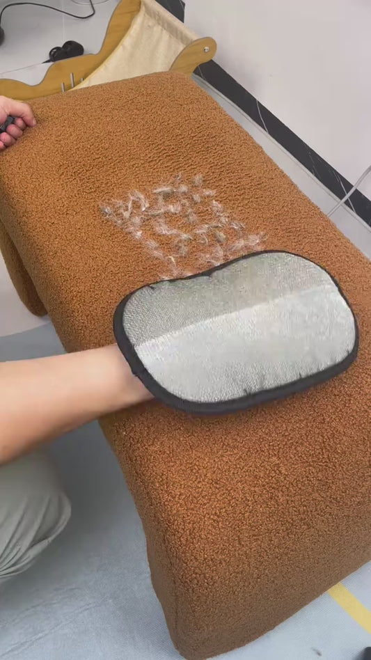 Gant d’épilation pour chien et chat